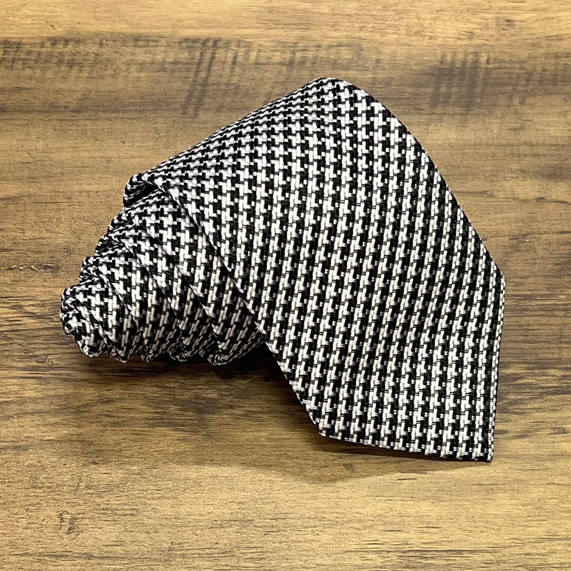 Tasker & Shaw | Luxury Menswear | Amberley