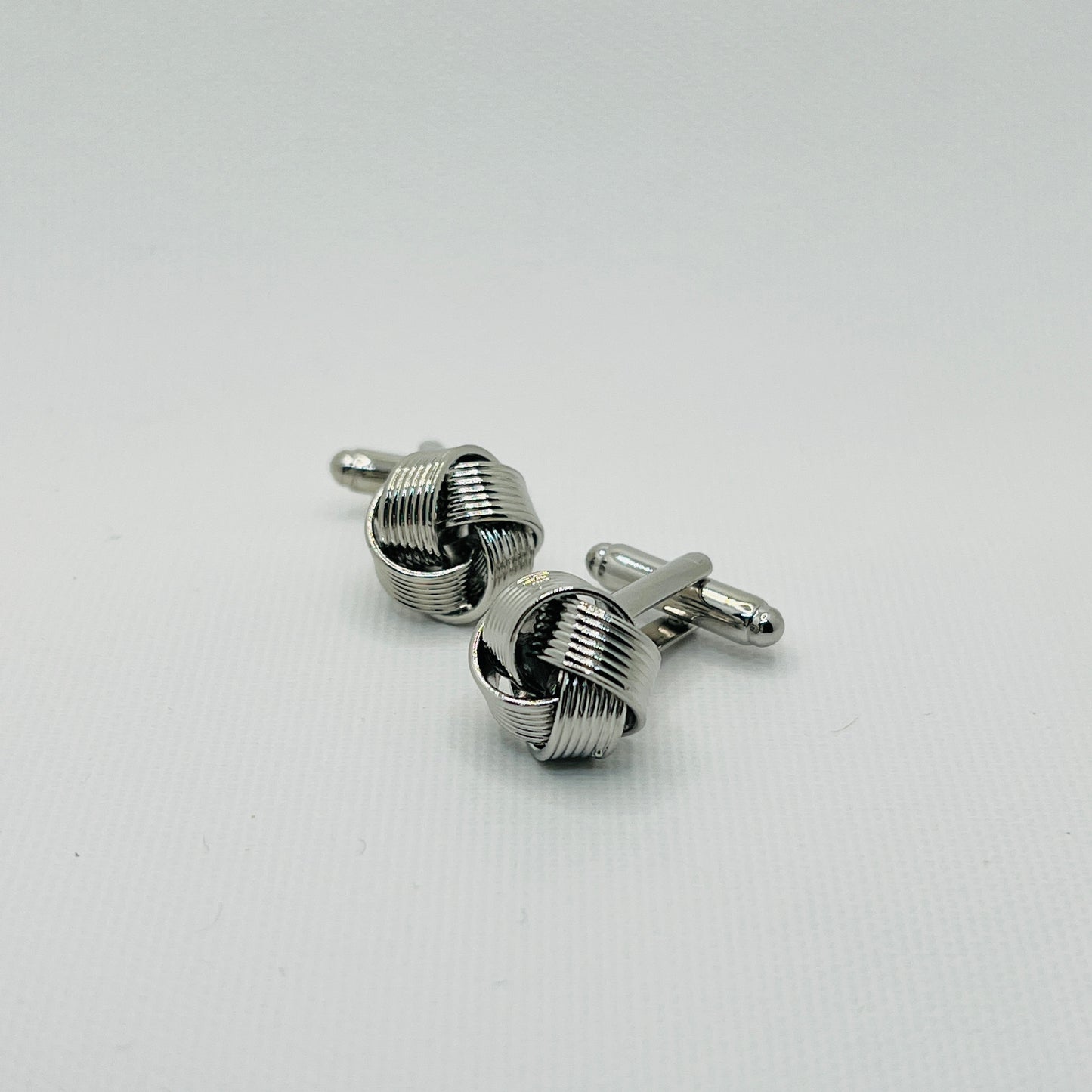 Tasker & Shaw | Luxury Menswear | Silver knot cufflinks