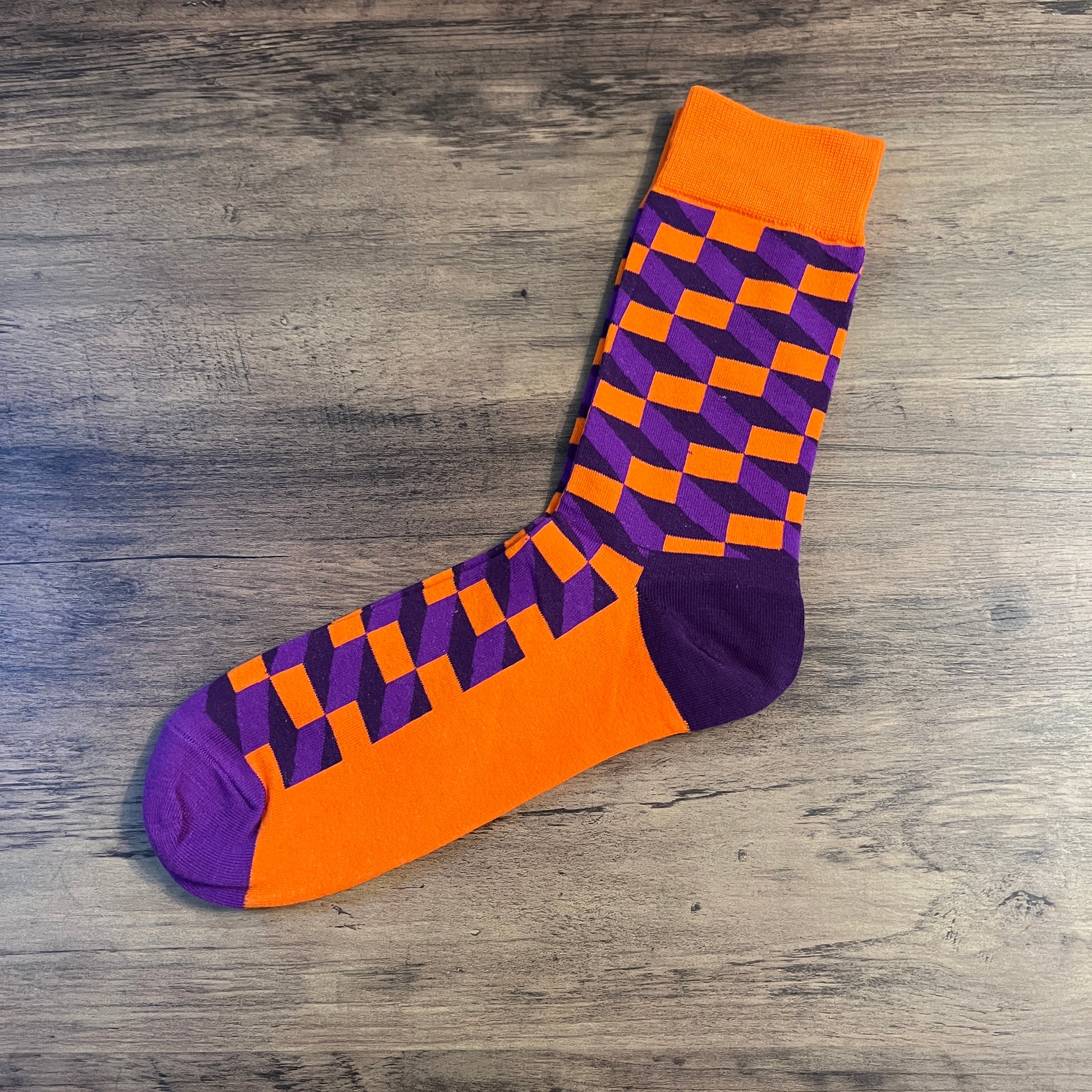 Tasker & Shaw | Luxury Menswear | Orange and purple asymmetric pattern socks