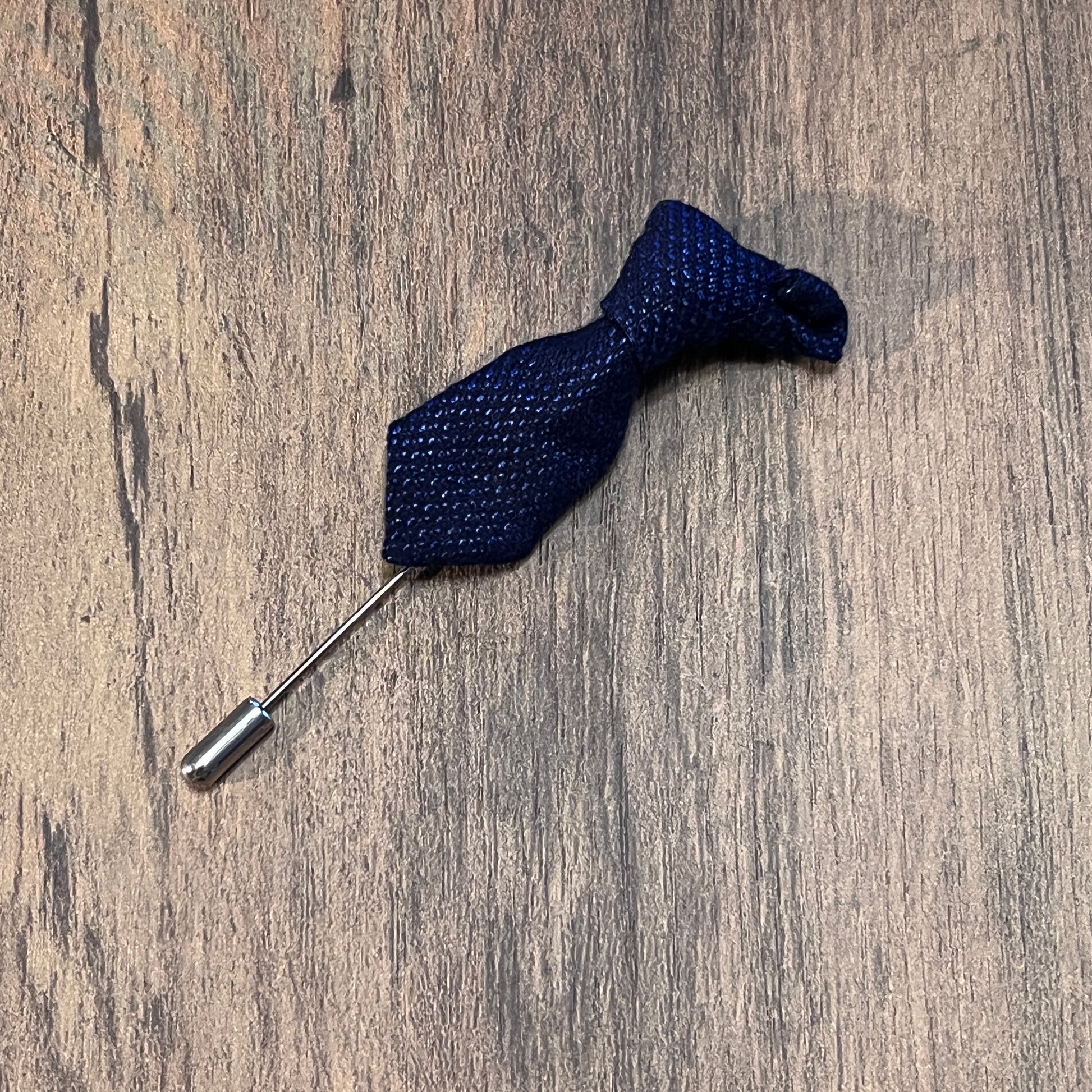 Tasker & Shaw | Luxury Menswear | Navy geometric pattern tie lapel pin