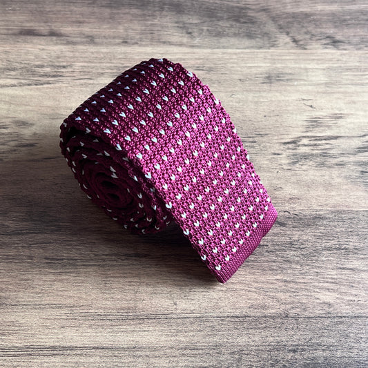 Tasker & Shaw | Luxury Menswear | Ardingly Red Knitted Tie