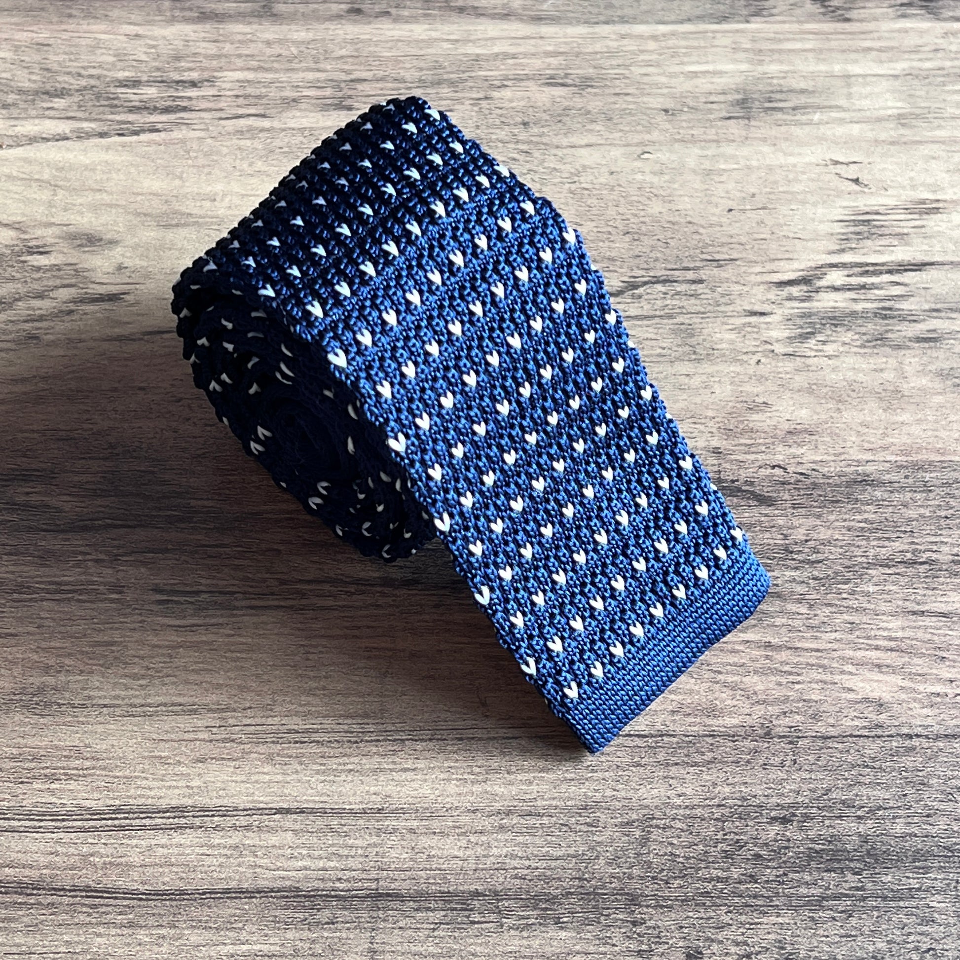 Tasker & Shaw | Luxury Menswear | Ardingly Blue Knitted Tie