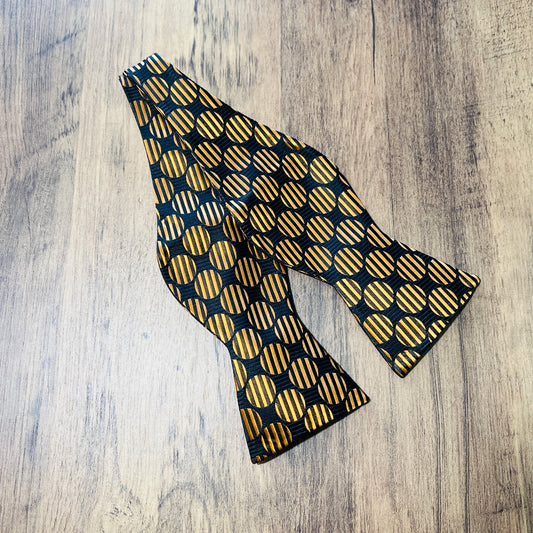 Tasker & Shaw | Luxury Menswear | Blackburne Bow Tie