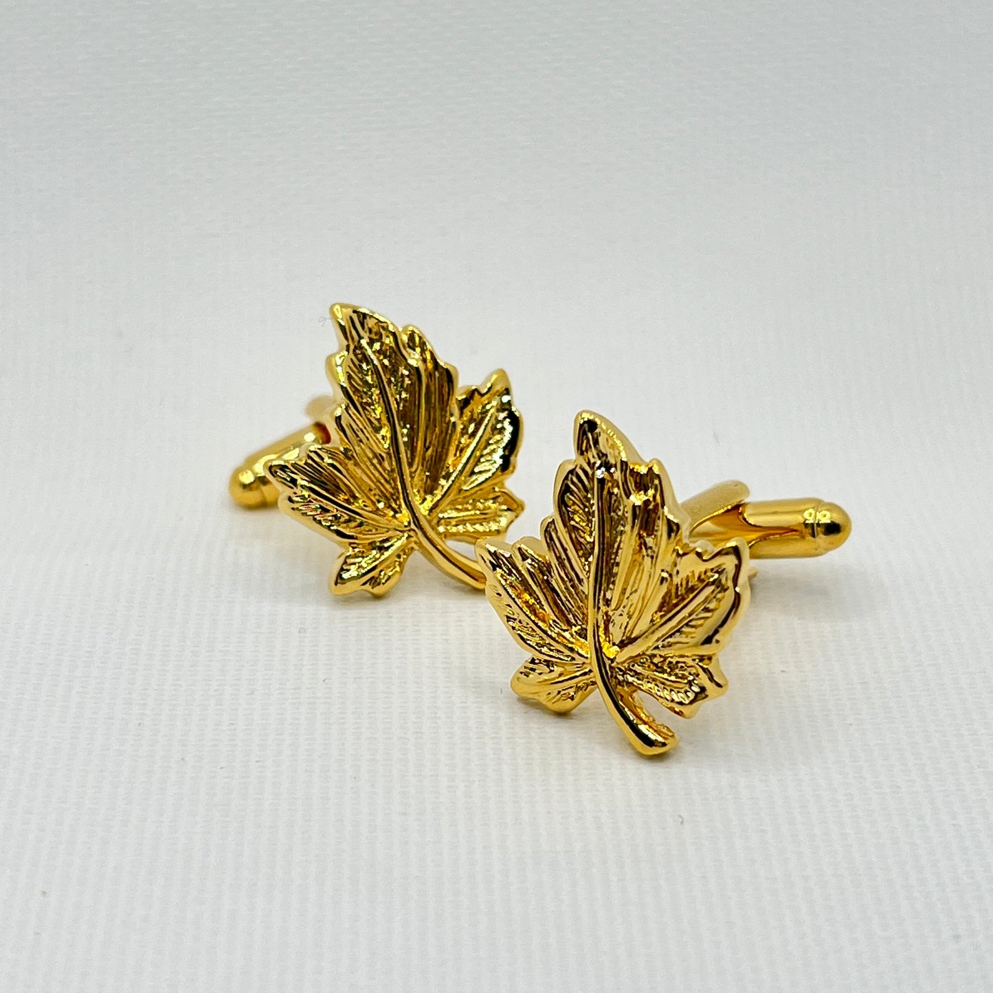 Tasker & Shaw | Luxury Menswear | Gold maple leaf cufflinks