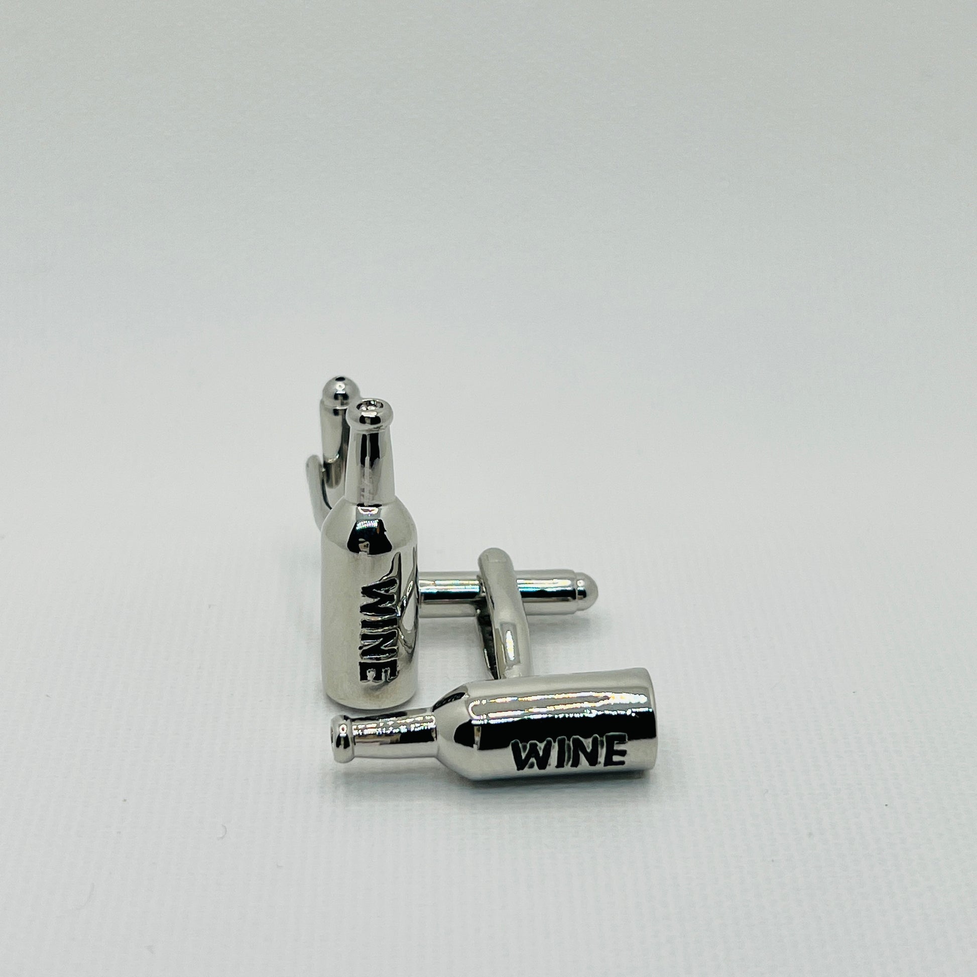 Tasker & Shaw | Luxury Menswear | Silver wine bottle cufflinks
