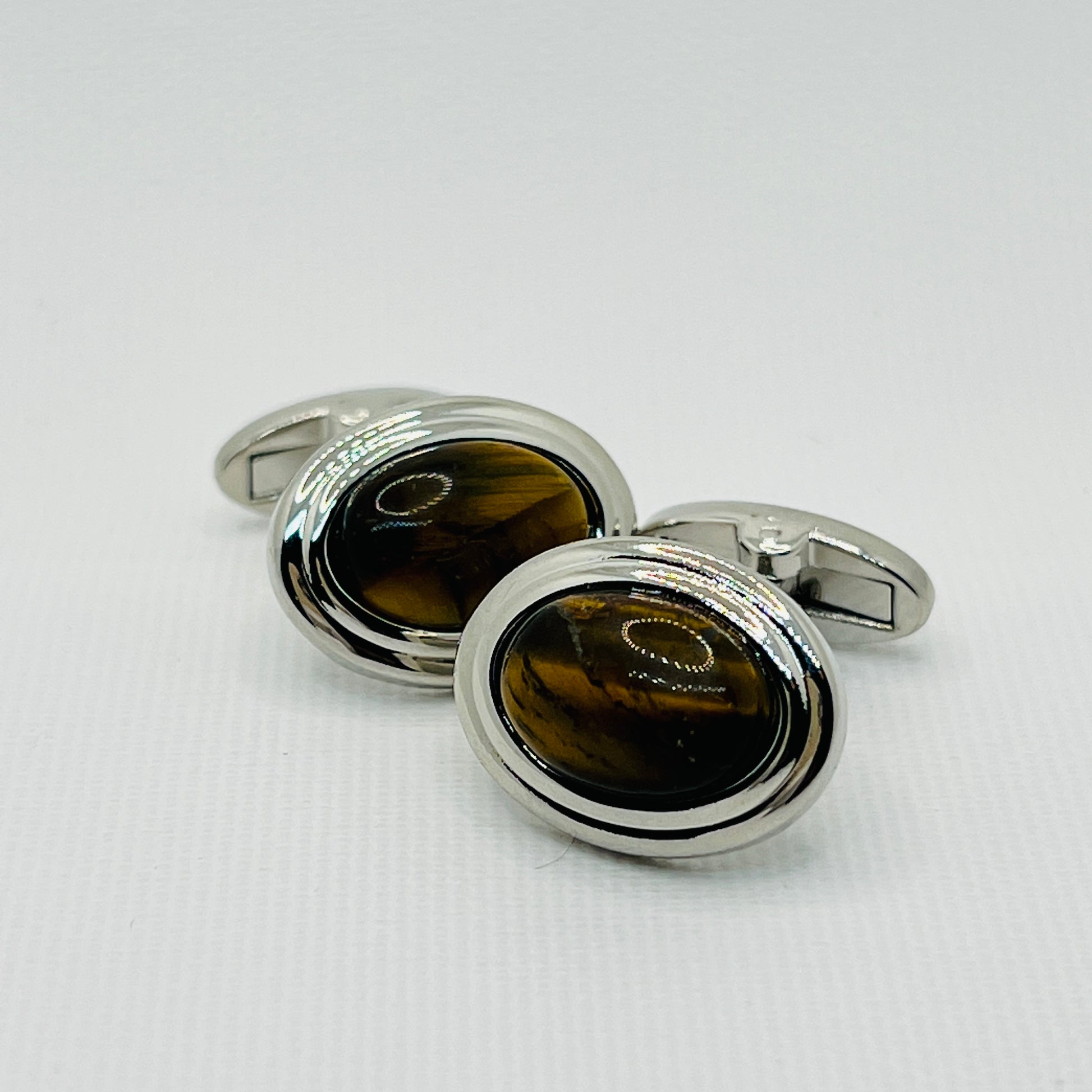 Tasker & Shaw | Luxury Menswear | Tigers eye oval cufflinks