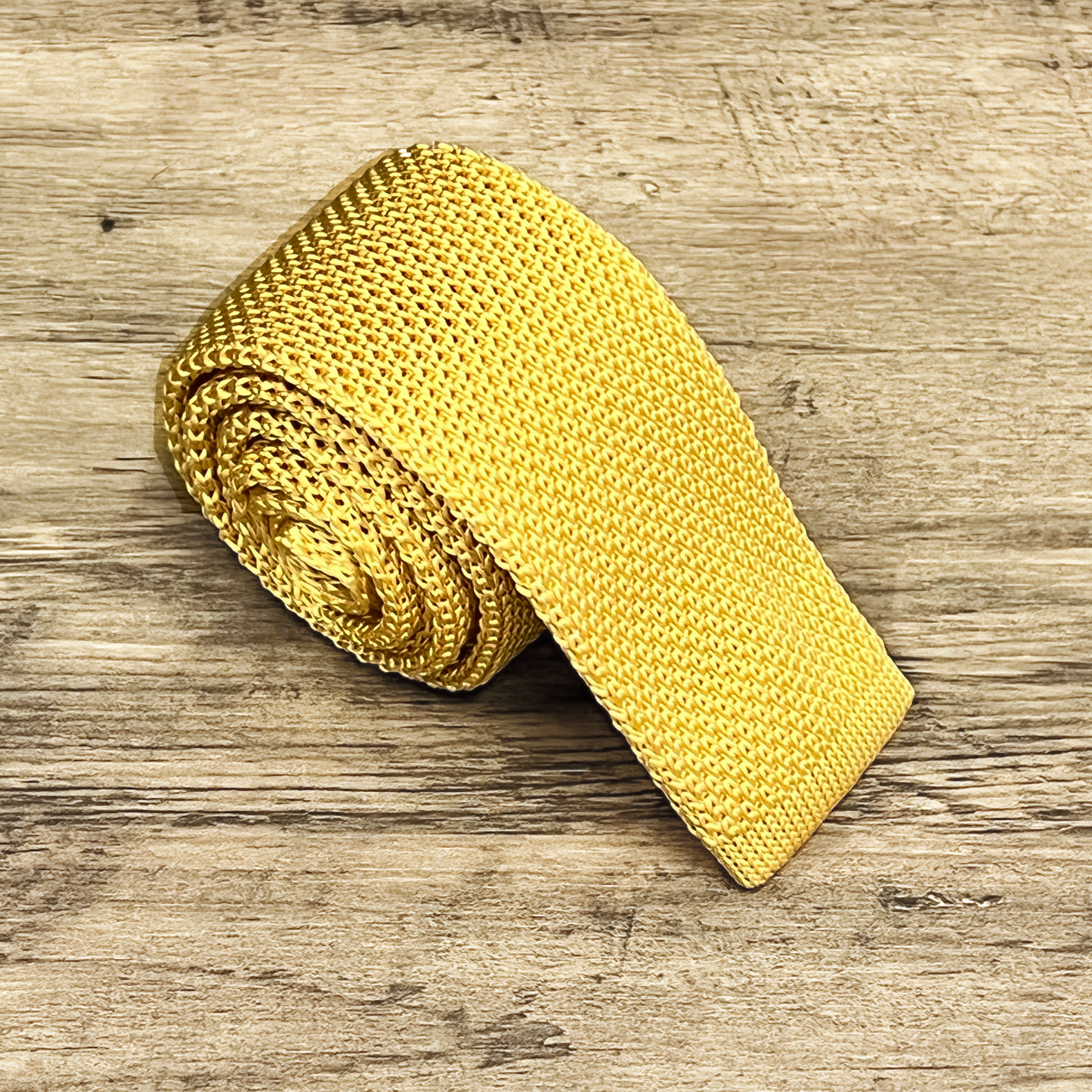 Tasker & Shaw | Luxury Menswear | Aldenham Knitted Tie Gold